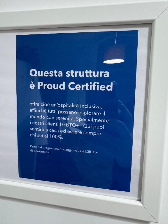 Attestato Proud Certified esposto in Casa Rosetta al Centro